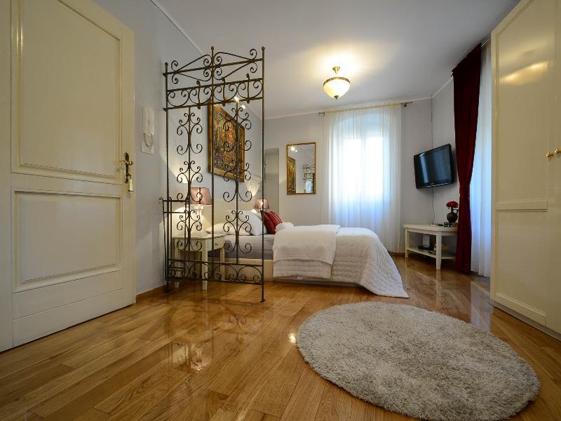 Tri Lava Luxury Living 4* Split