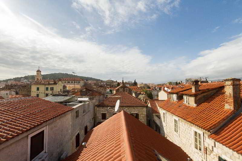 Tri Lava Luxury Living Gostinjska kuća